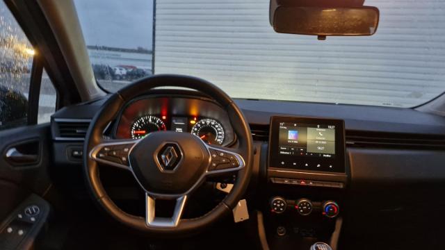 Renault Clio image 2