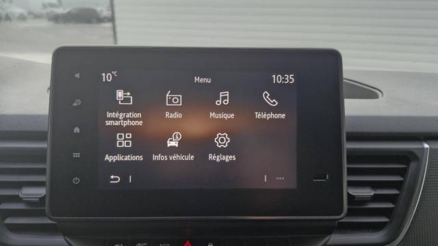 Renault Trafic image 9