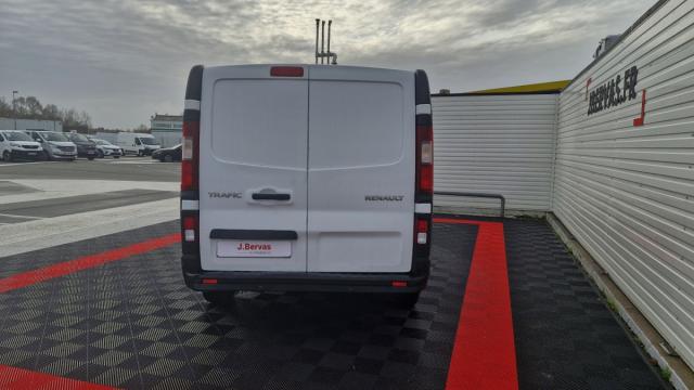 Renault Trafic image 2