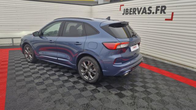 Ford Kuga image 6