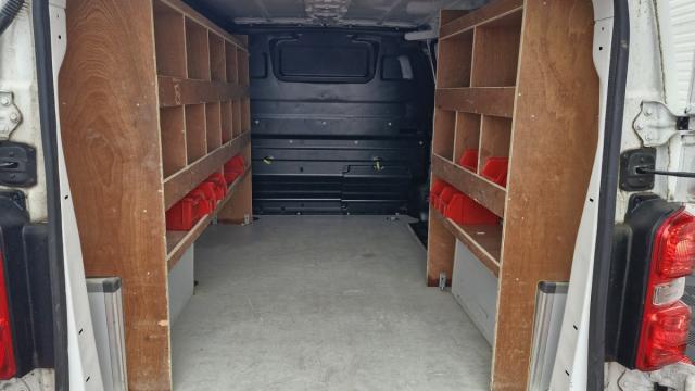 Peugeot Expert image 8