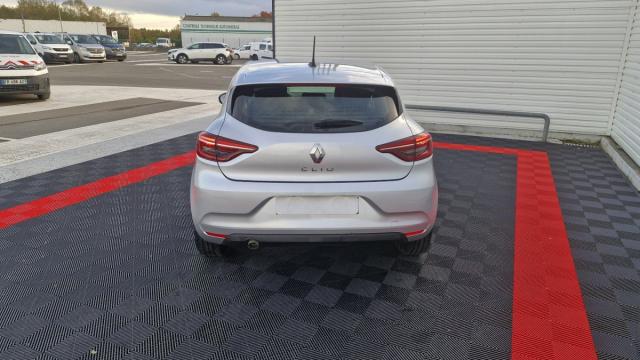 Renault Clio image 9