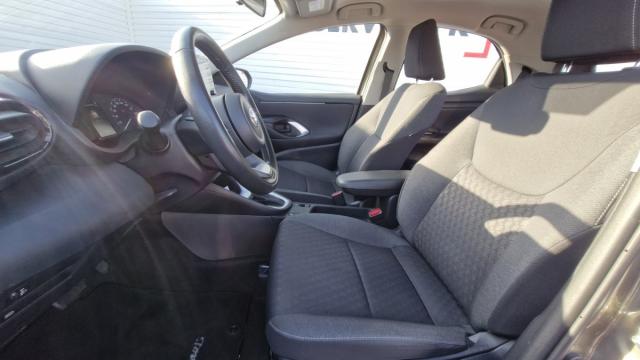 Toyota Yaris image 7