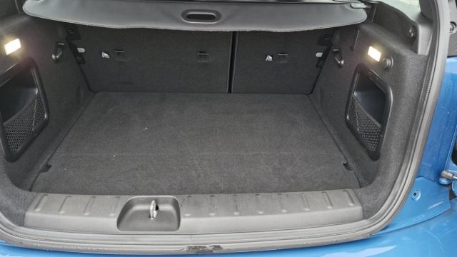 Mini Clubman image 2