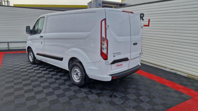Ford Transit Custom image 3