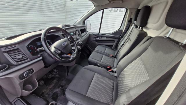 Ford Transit Custom image 8