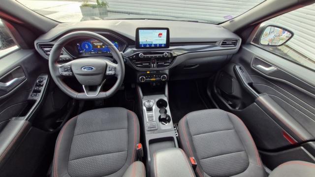 Ford Kuga image 1
