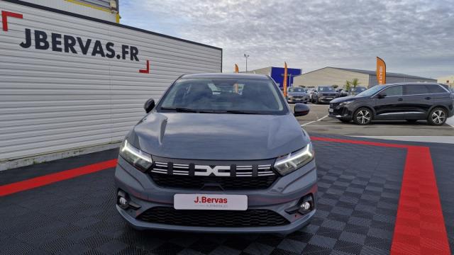 Dacia Sandero image 1