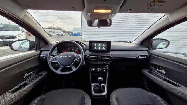 Dacia Sandero image 3