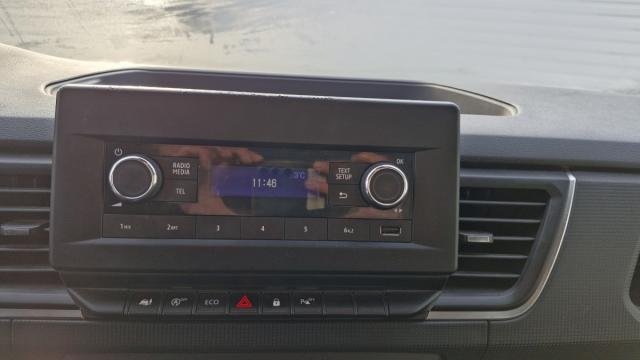 Renault Trafic image 5