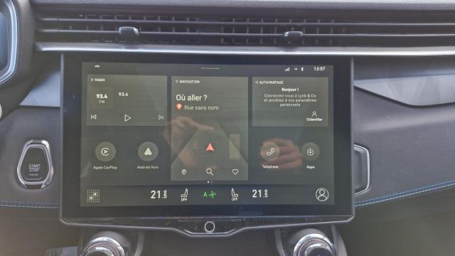 Lynk & Co 01 image 1