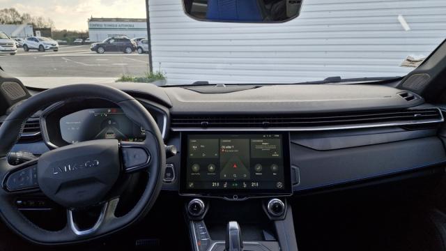 Lynk & Co 01 image 6