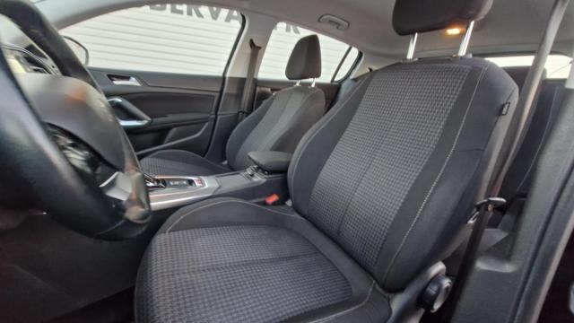 Peugeot 308 image 9