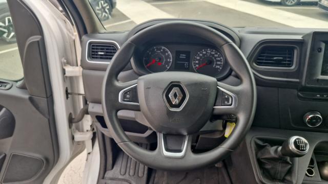 Renault Master image 8