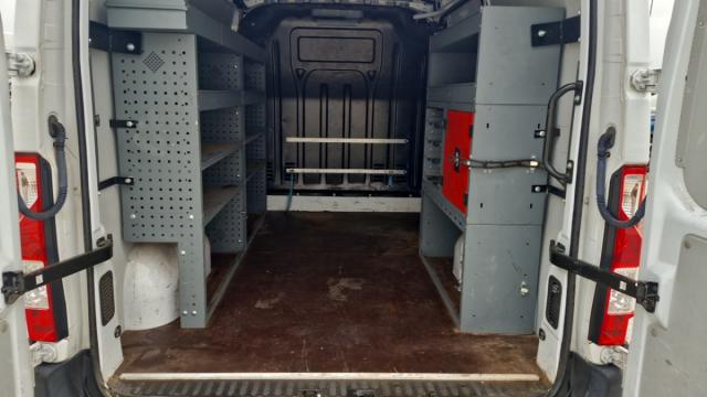 Renault Master image 1