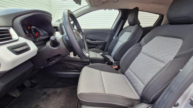 Renault Clio image 6