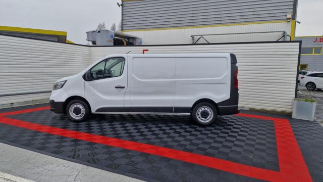 Renault Trafic image 5