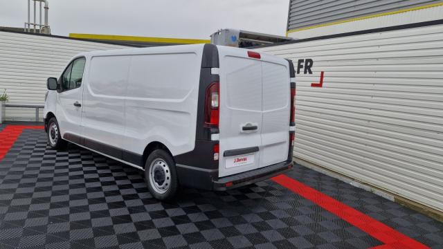 Renault Trafic image 8