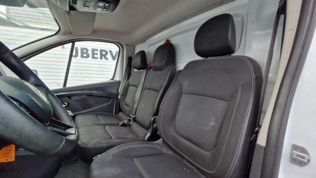 Renault Trafic image 9