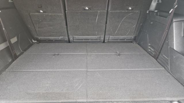 Peugeot 5008 image 8