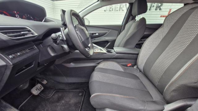 Peugeot 5008 image 3