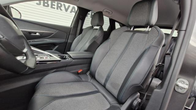 Peugeot 3008 image 8