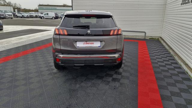 Peugeot 3008 image 2