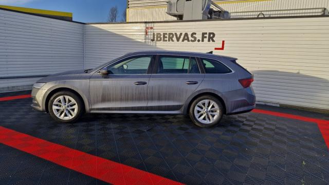 Skoda Octavia image 4
