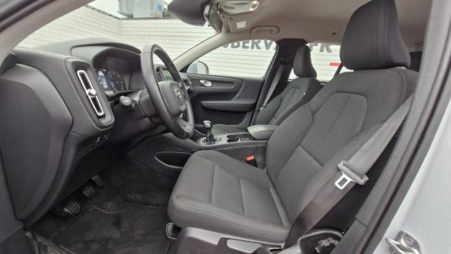 Volvo Xc40 image 4