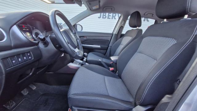 Suzuki Vitara image 1