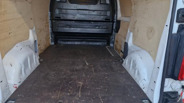 Citroen Jumpy image 9