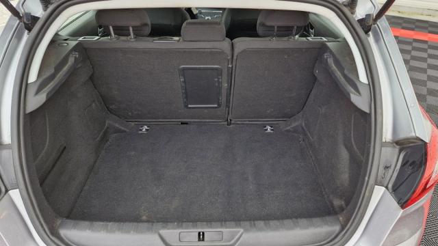 Peugeot 308 image 8