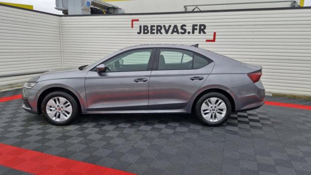 Skoda Octavia image 3