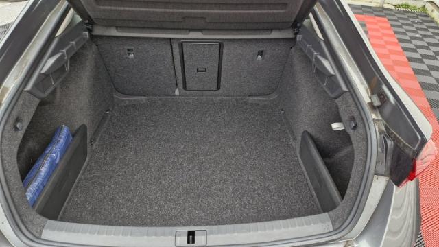 Skoda Octavia image 8