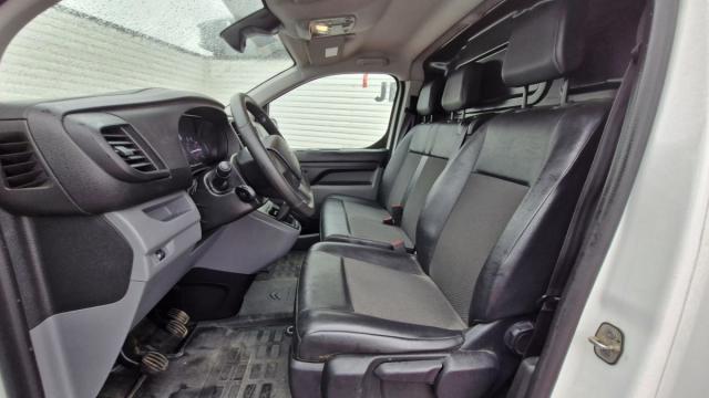 Citroen Jumpy image 6