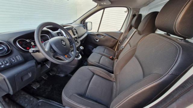 Renault Trafic image 1