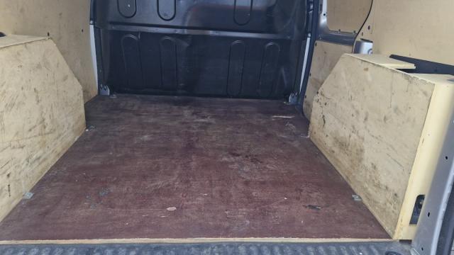 Renault Kangoo Express image 9