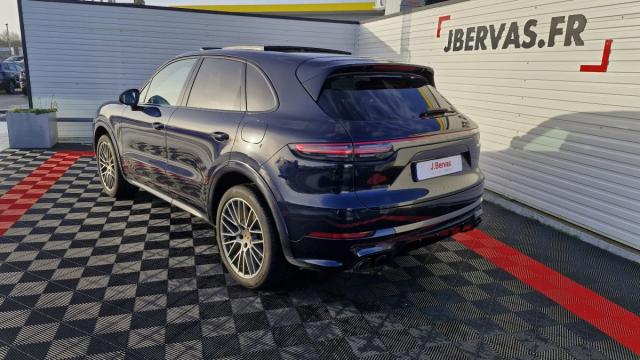Porsche Cayenne image 1