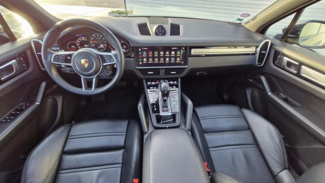 Porsche Cayenne image 9