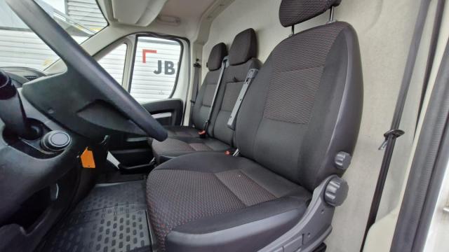 Peugeot Boxer image 9