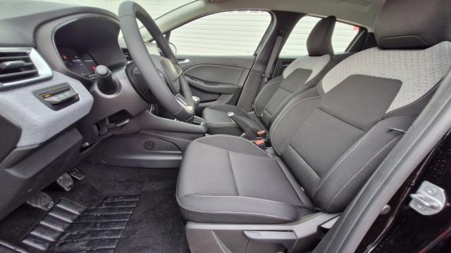 Renault Clio image 2