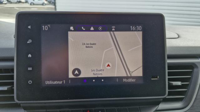 Renault Trafic image 1