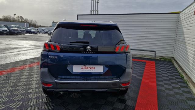 Peugeot 5008 image 4