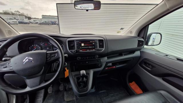 Citroen Jumpy image 2