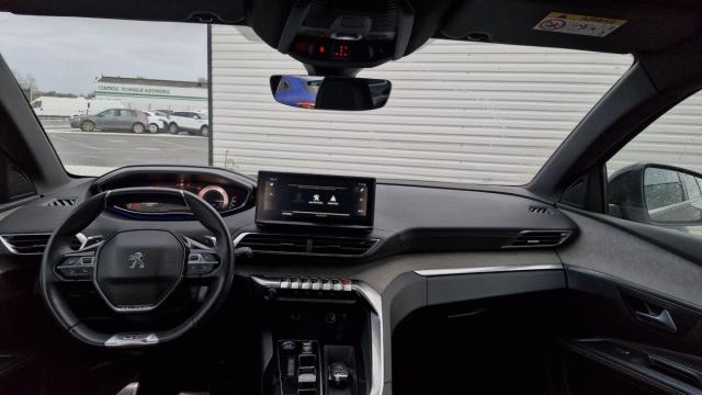 Peugeot 5008 image 1