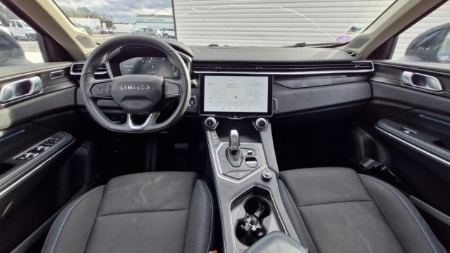 Lynk & Co 01 image 3