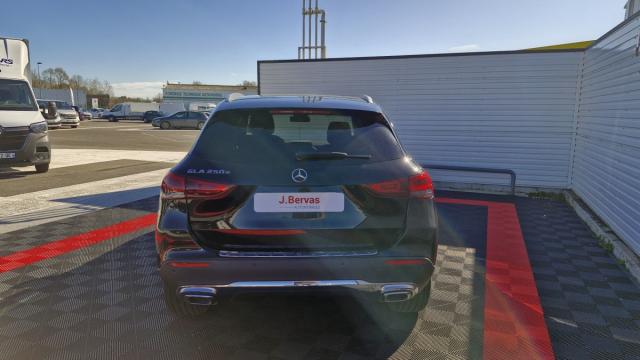 Mercedes Benz Gla image 7