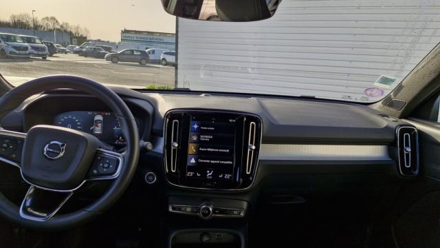 Volvo Xc40 image 6