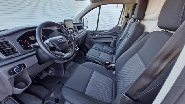 Ford Transit Custom image 1