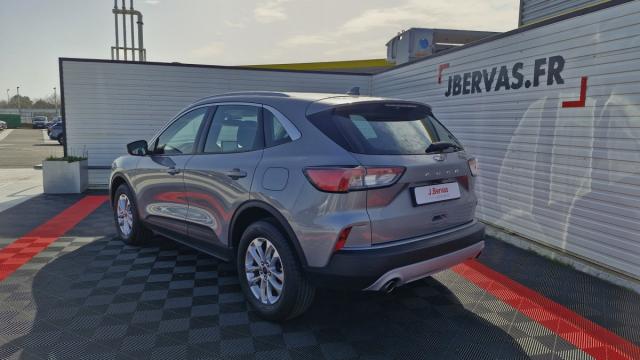 Ford Kuga image 2